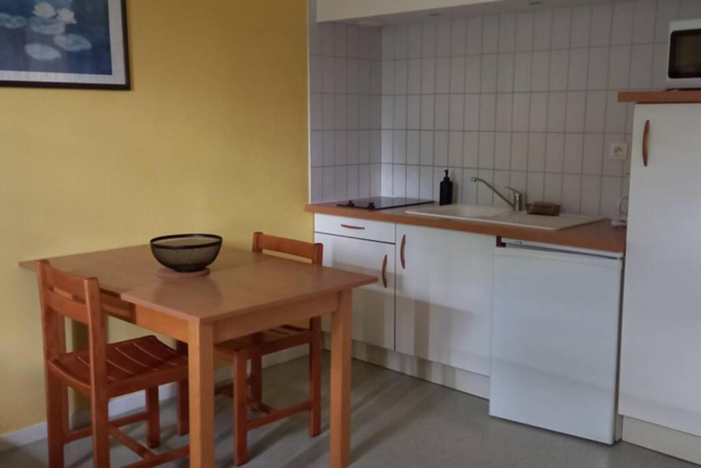 Studio Tres Bien Situe, Belle Vue, Parking Prive Баньер-де-Бигор Экстерьер фото
